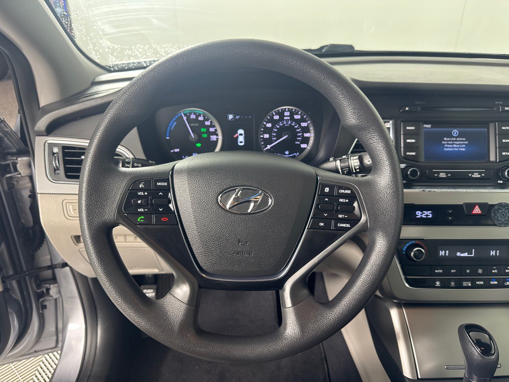 2016 Hyundai Sonata Image 16