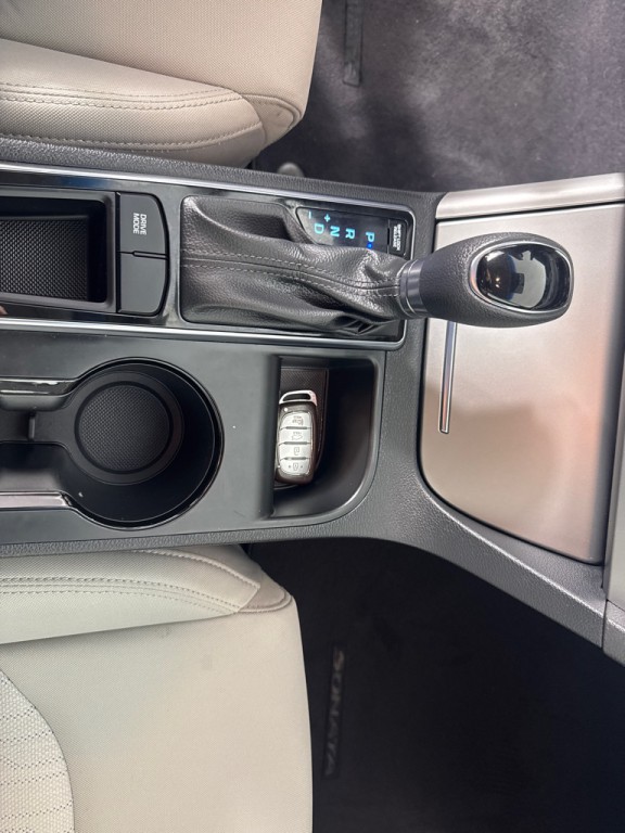 2016 Hyundai Sonata Image 19