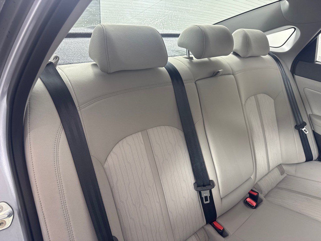2016 Hyundai Sonata Image 23