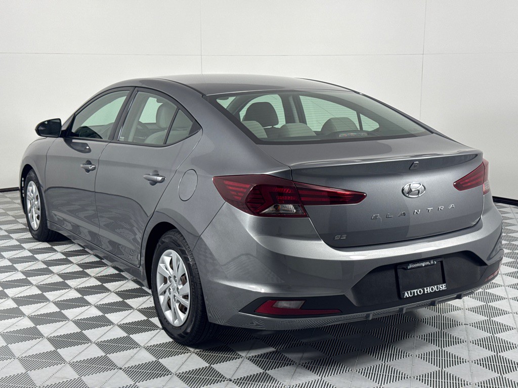 2019 Hyundai Elantra Image 7