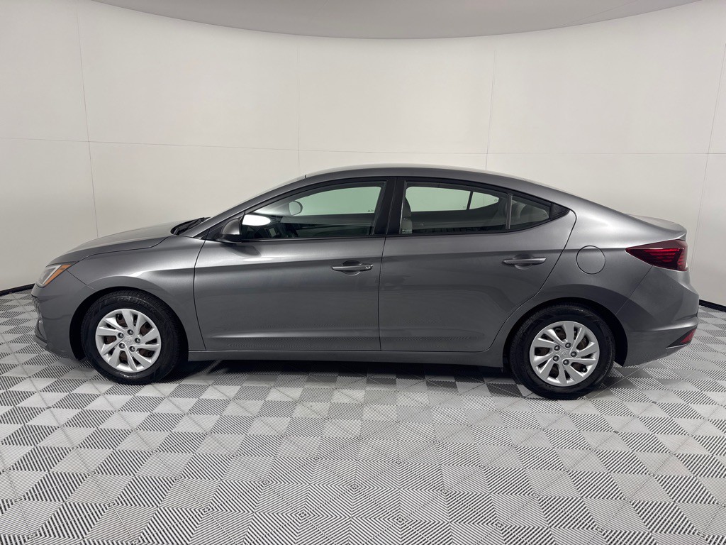 2019 Hyundai Elantra Image 9