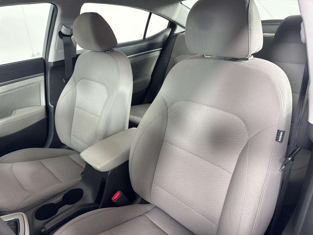 2019 Hyundai Elantra Image 13