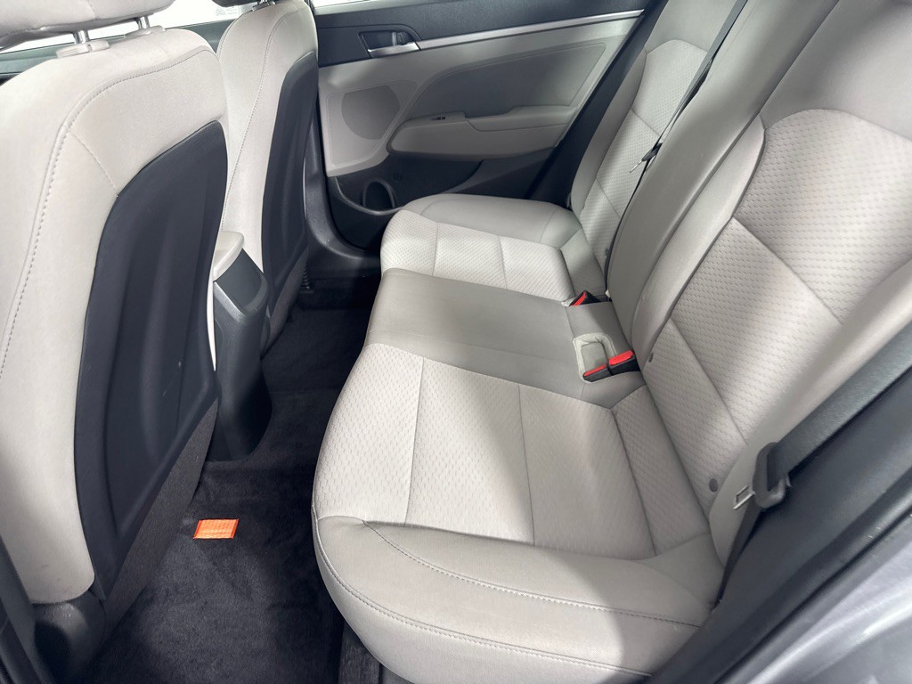 2019 Hyundai Elantra Image 19