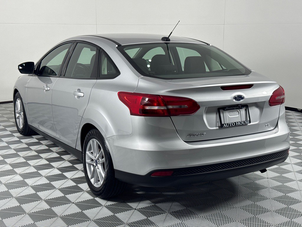 2017 Ford Focus Image 7