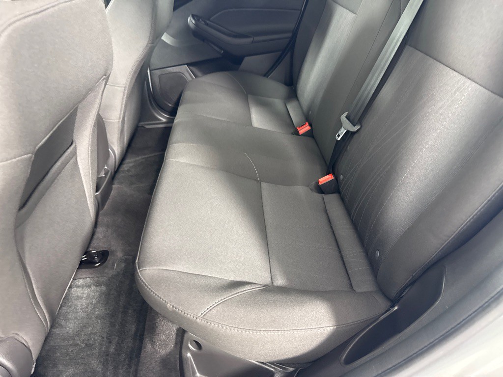 2017 Ford Focus Image 18
