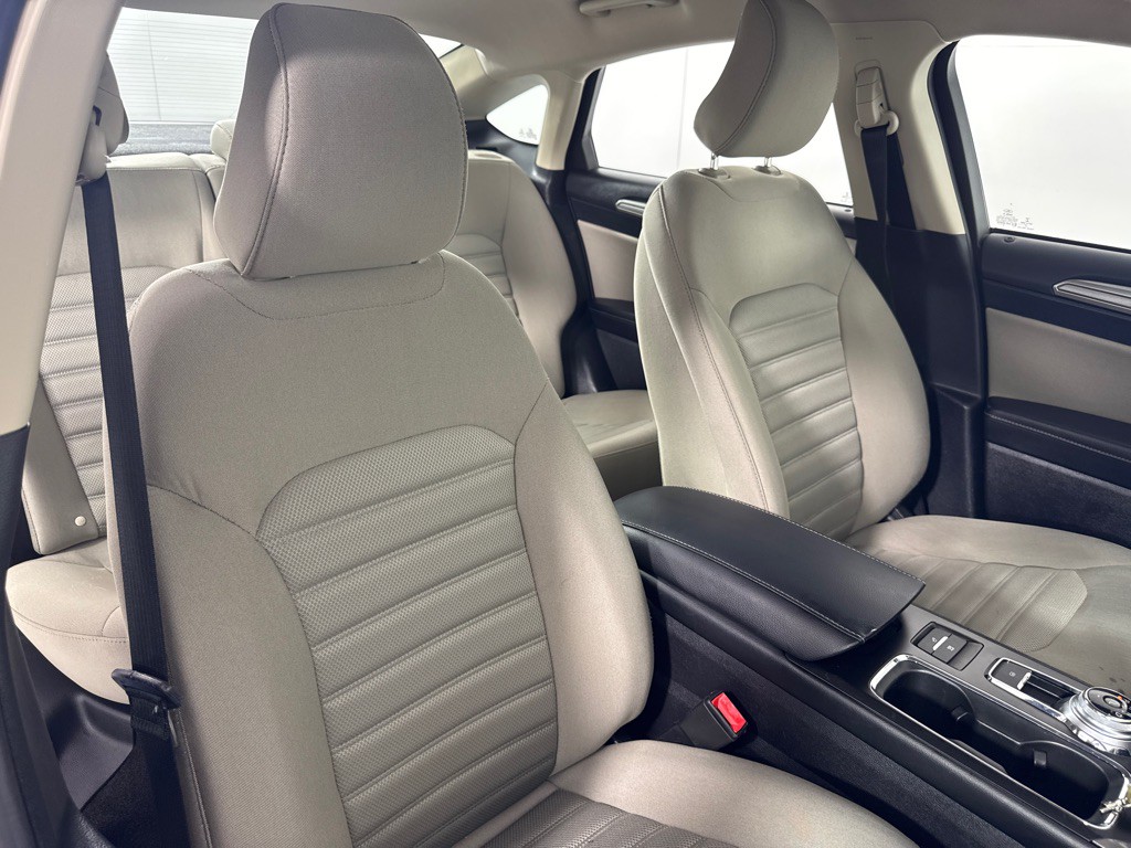 2018 Ford Fusion Image 21