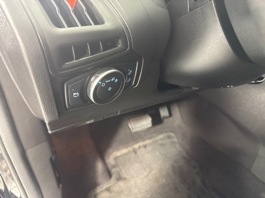 2018 Ford Focus Image 14