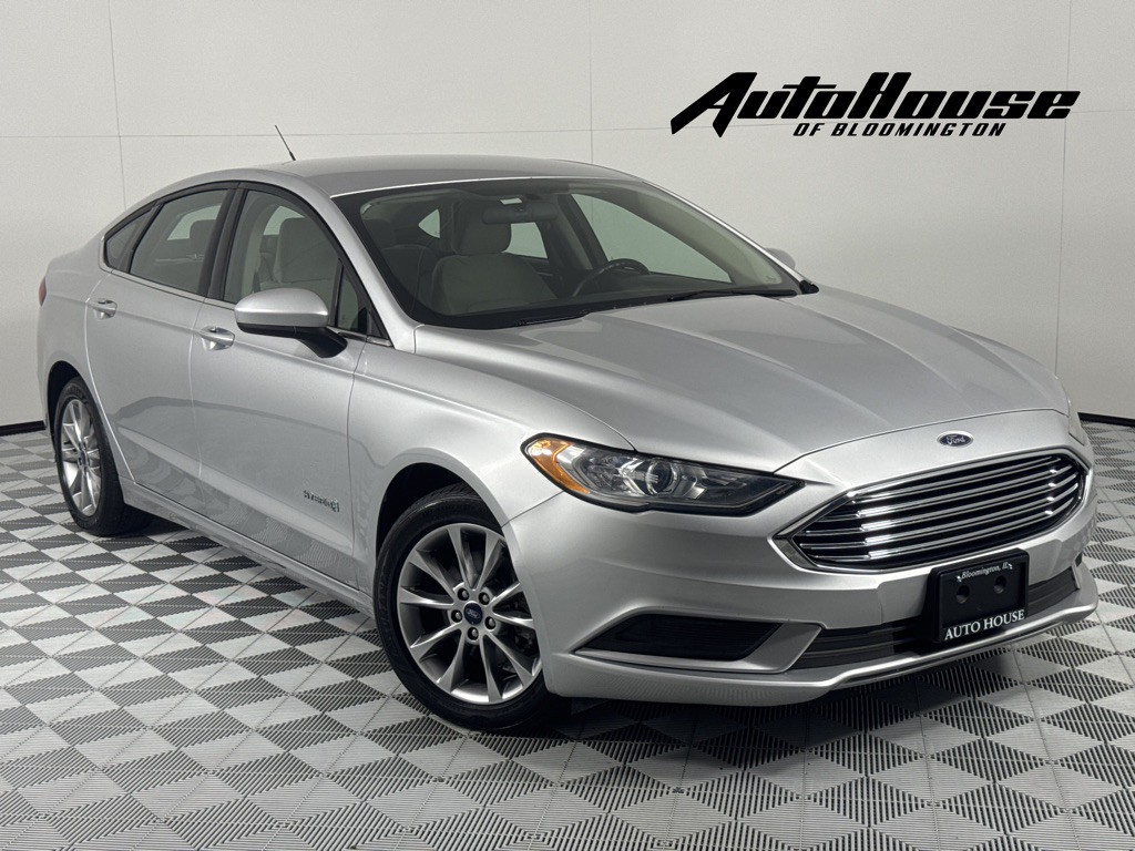 2017 Ford Fusion Image 1