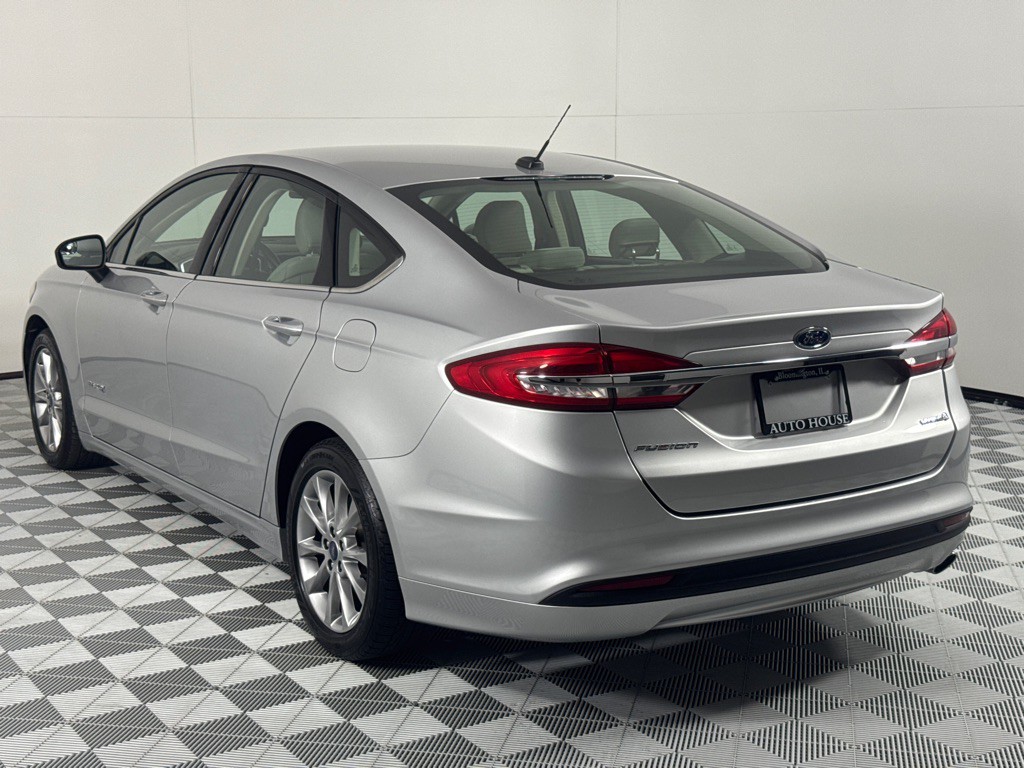 2017 Ford Fusion Image 5