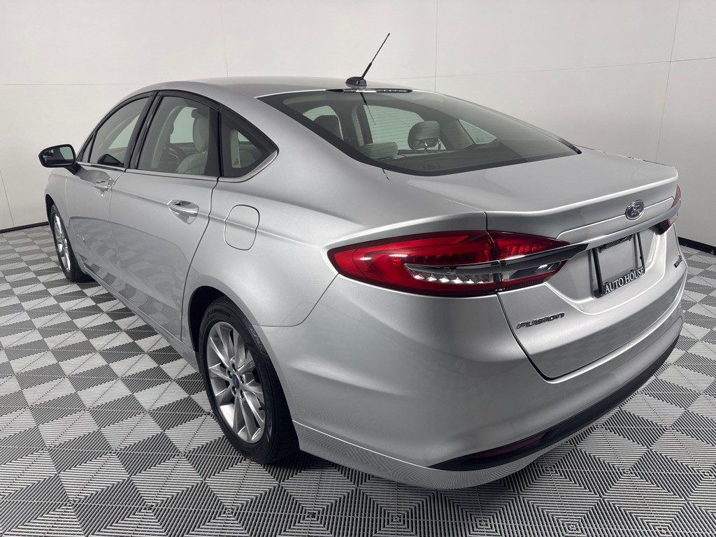 2017 Ford Fusion Image 6