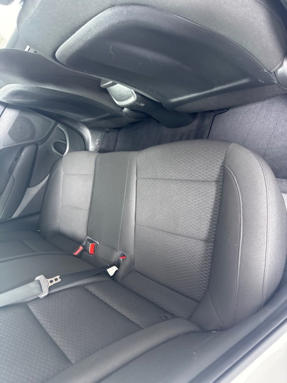 2020 Hyundai Elantra Image 20