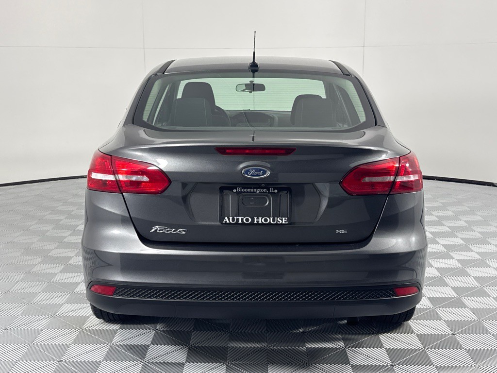 2017 Ford Focus Image 6