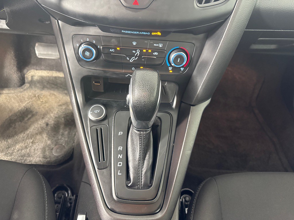 2017 Ford Focus Image 18
