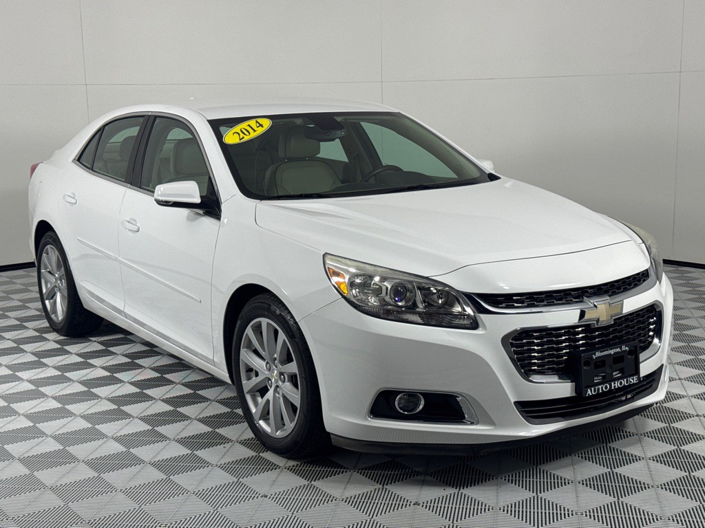 2014 Chevrolet Malibu Image 3