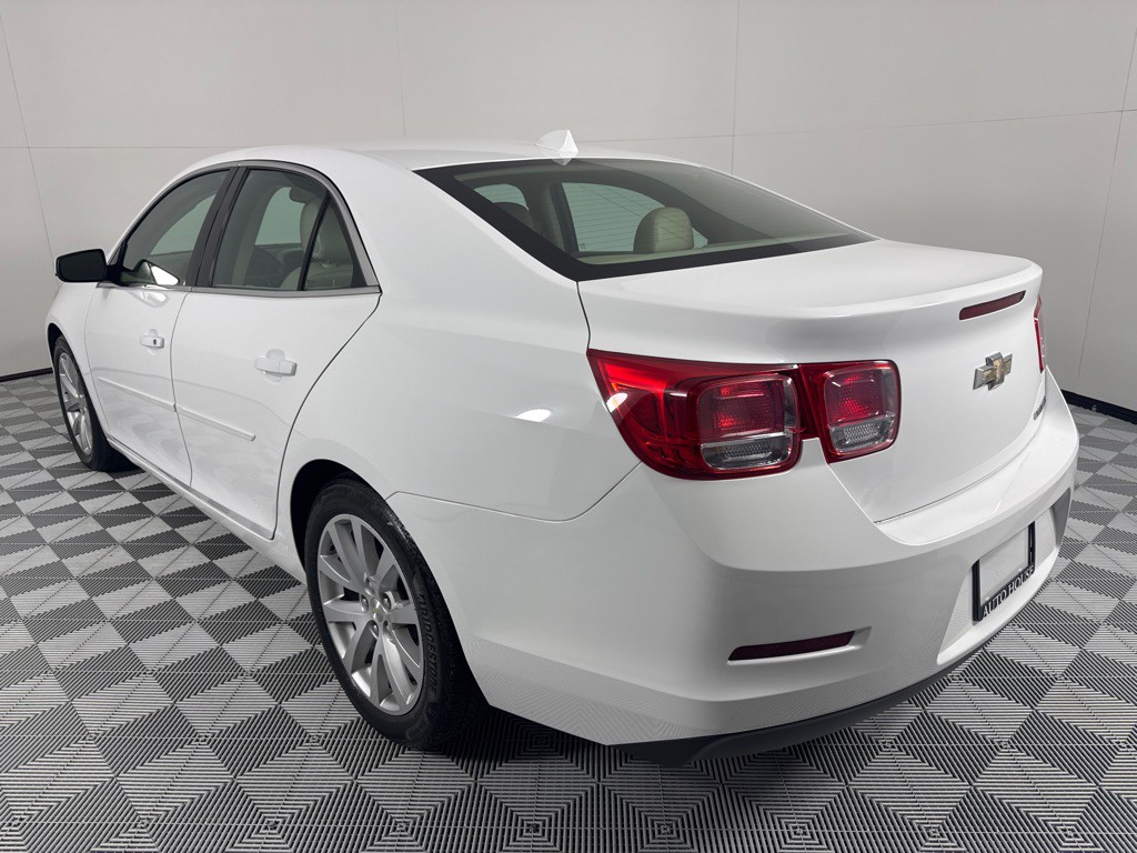 2014 Chevrolet Malibu Image 8