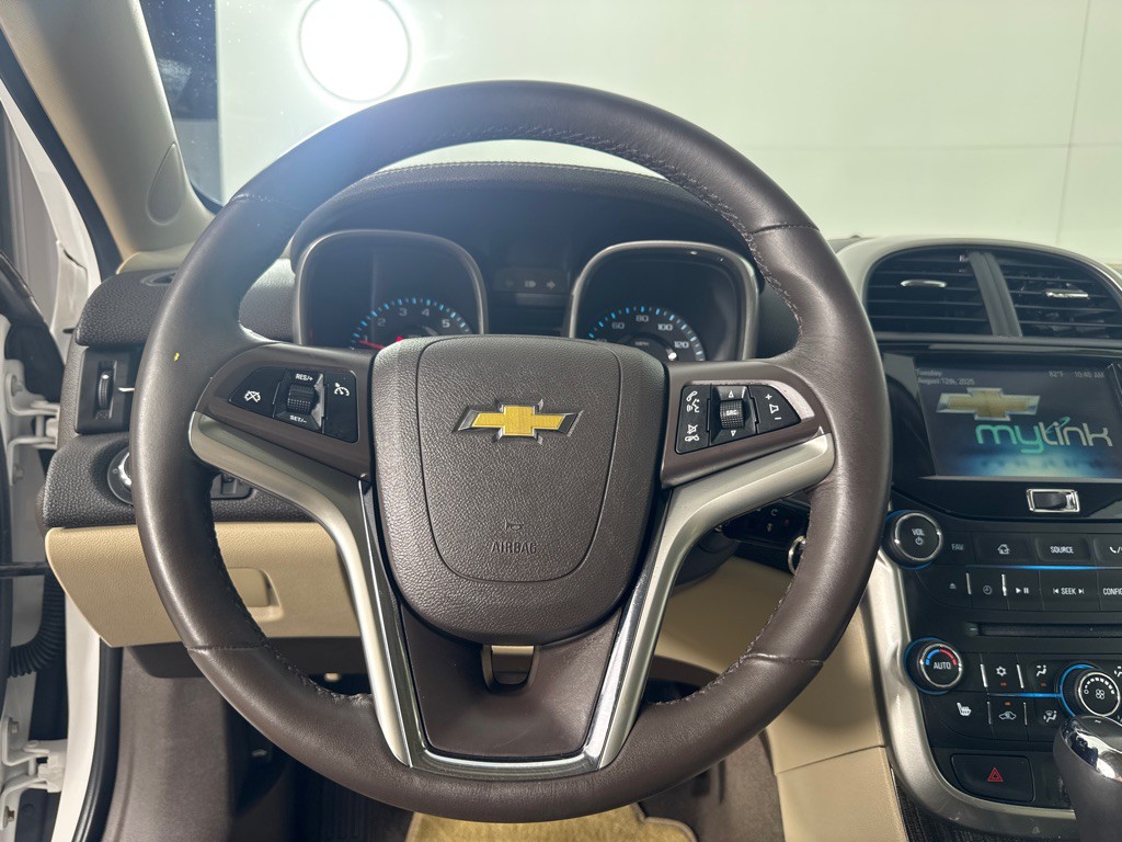 2014 Chevrolet Malibu Image 17