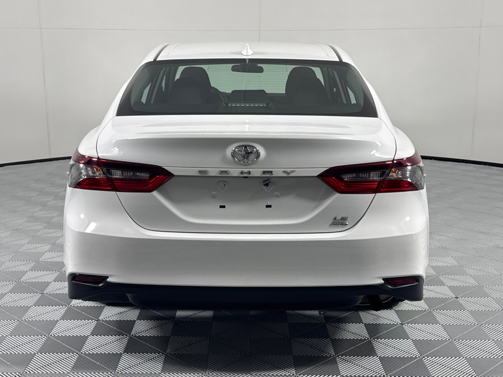 2021 Toyota Camry Image 6