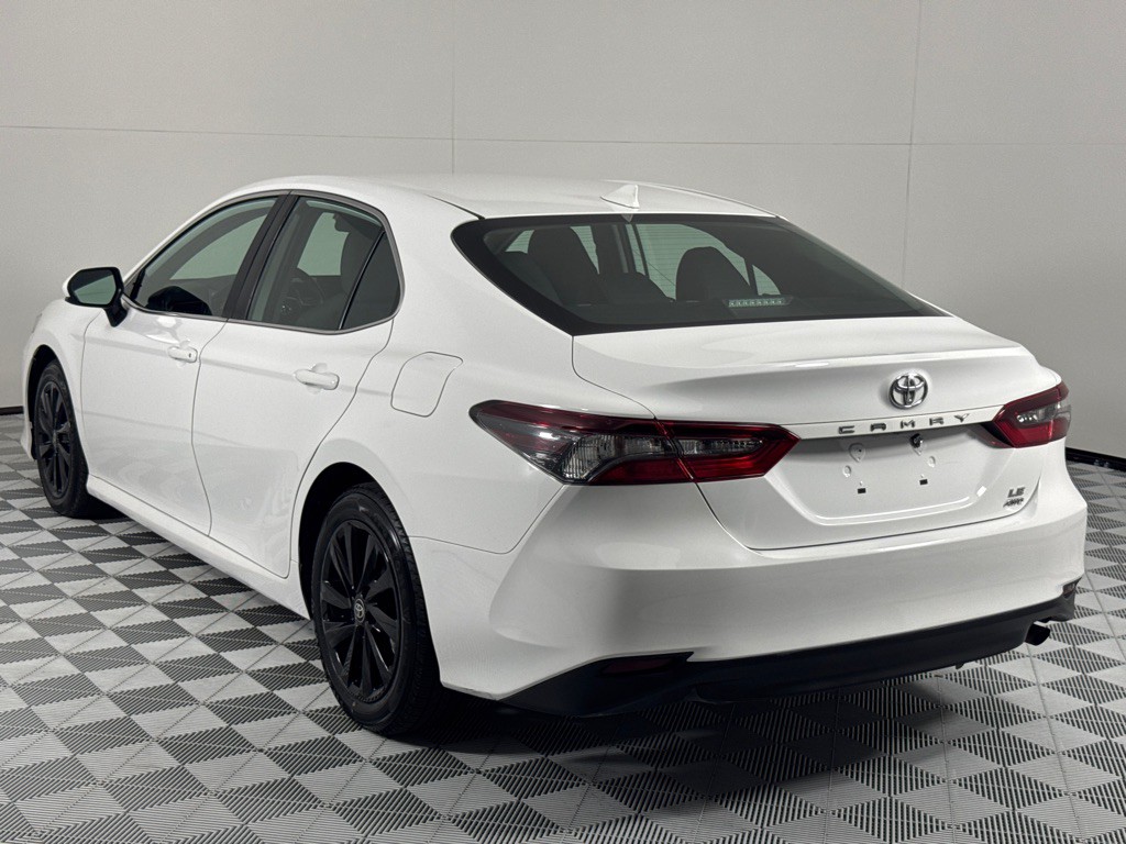 2021 Toyota Camry Image 7
