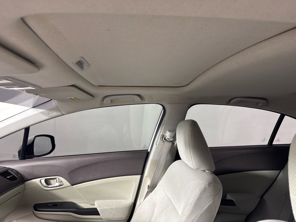 2012 Honda Civic Image 13