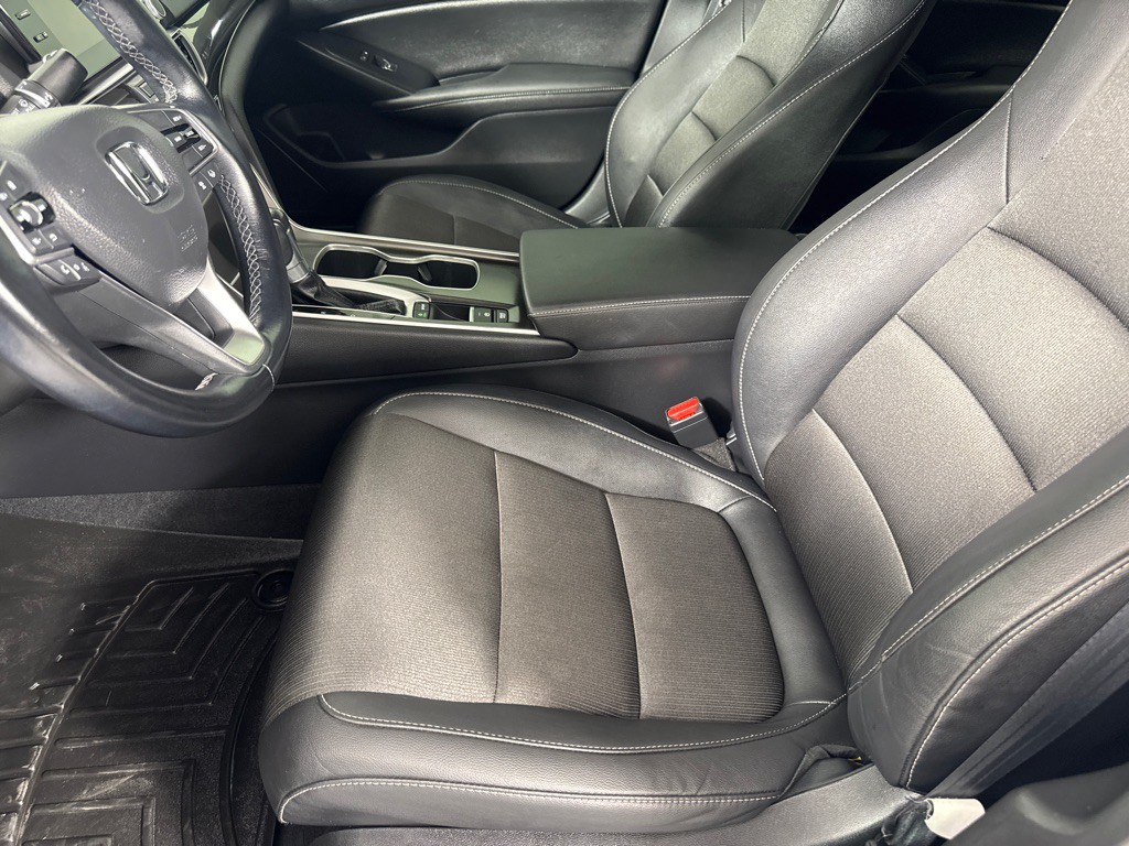 2020 Honda Accord Image 10
