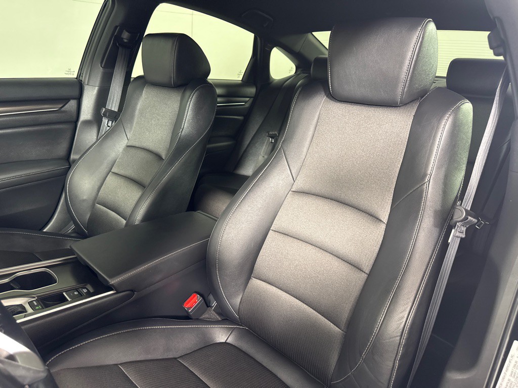 2020 Honda Accord Image 11