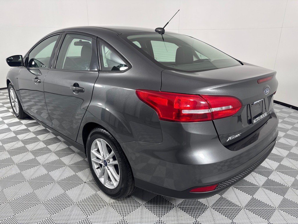 2018 Ford Focus Image 8