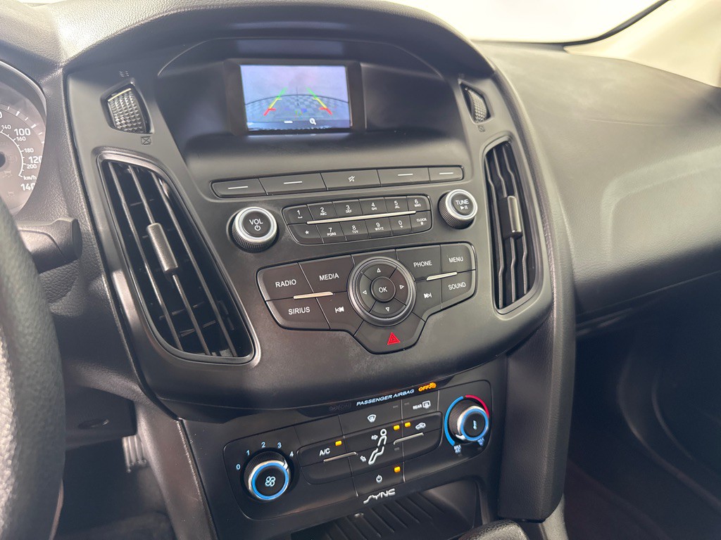2018 Ford Focus Image 17
