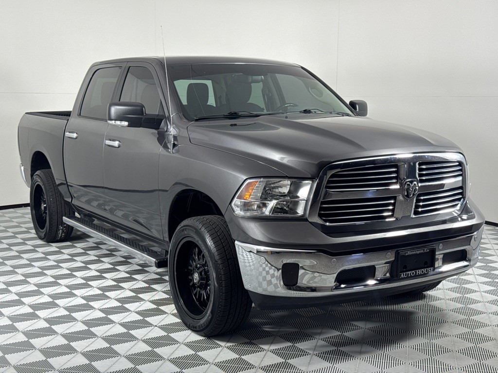 2018 RAM 1500 Image 3