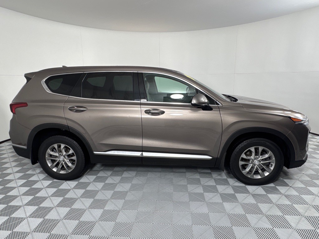 2020 Hyundai Santa Fe Image 4