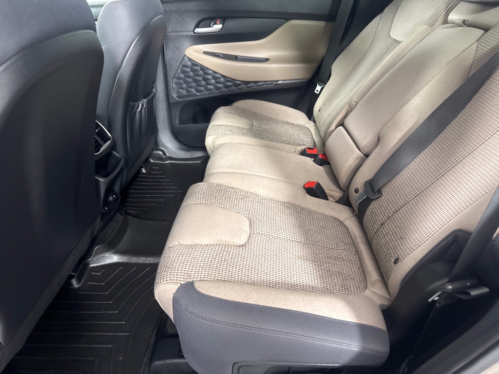 2020 Hyundai Santa Fe Image 16