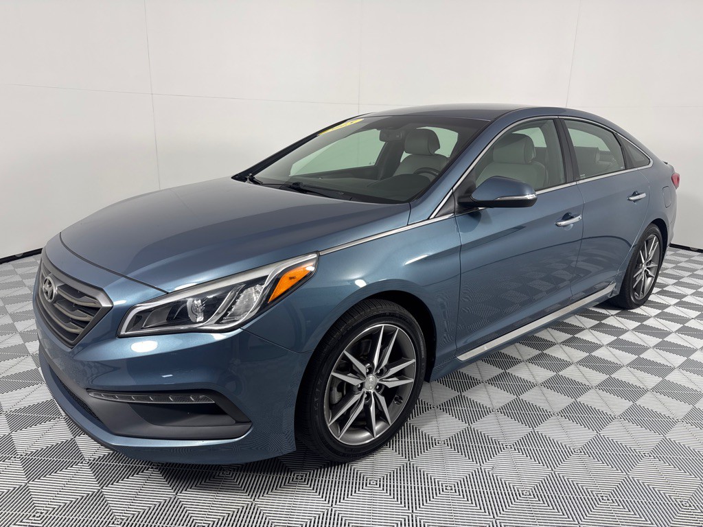 2015 Hyundai Sonata Image 6
