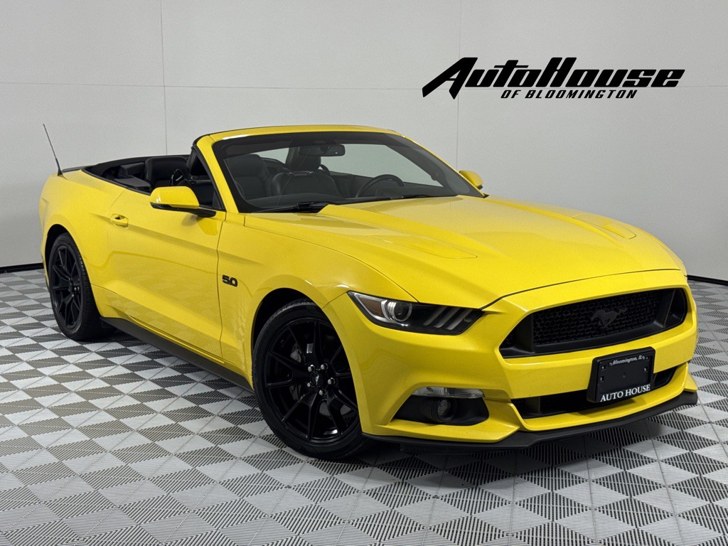 2017 Ford Mustang Image 1