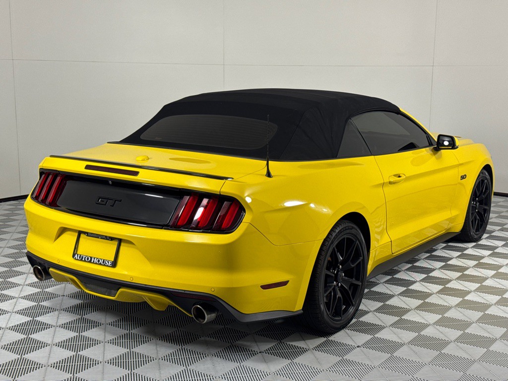 2017 Ford Mustang Image 16