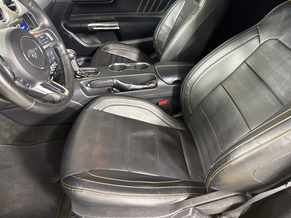 2017 Ford Mustang Image 25