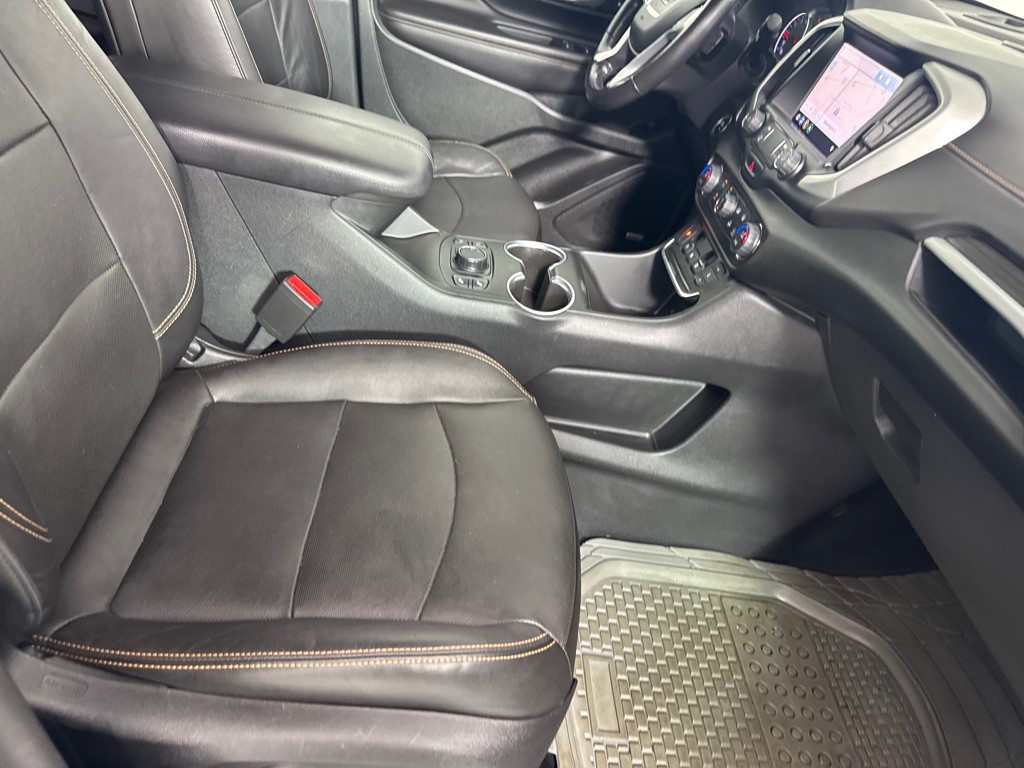 2020 GMC Terrain Image 27
