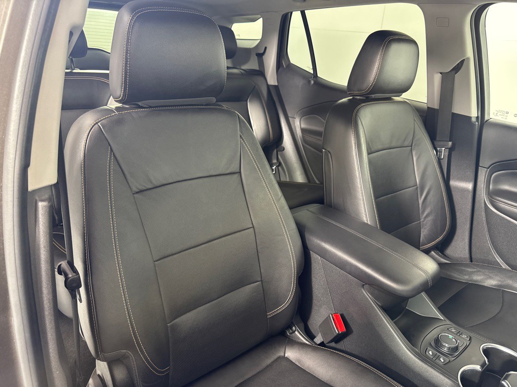 2020 GMC Terrain Image 28