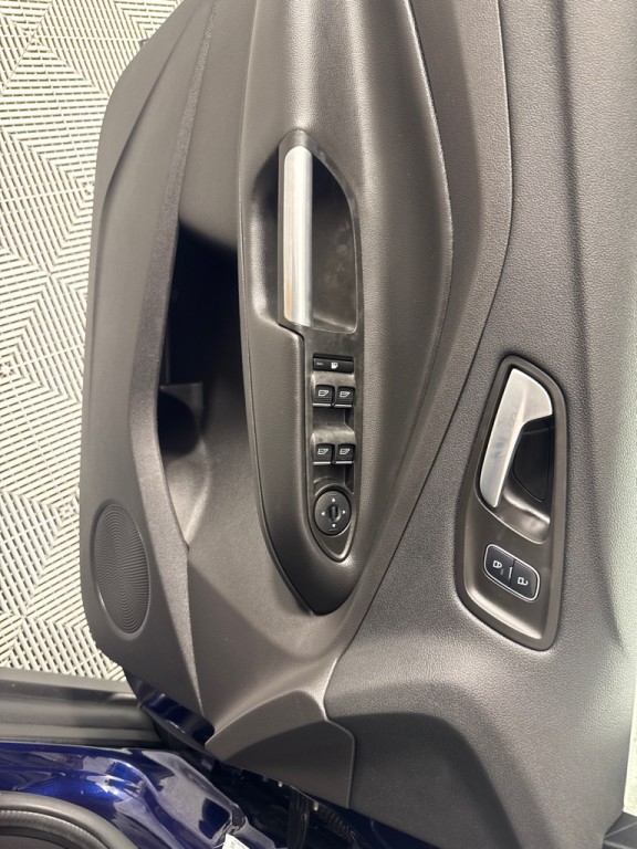 2017 Ford C-Max Image 12