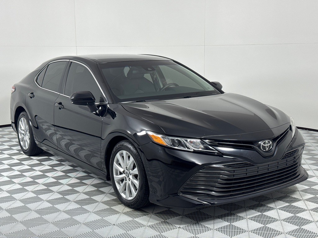 2018 Toyota Camry Image 3