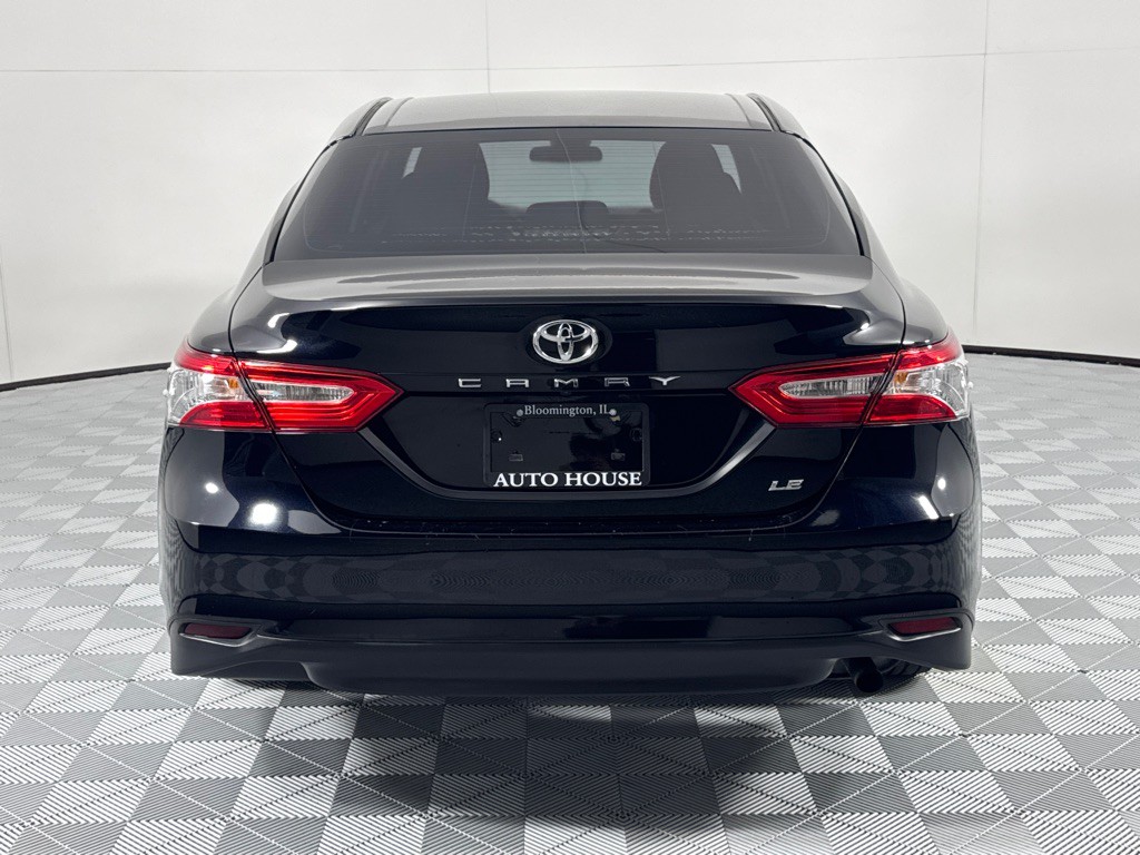 2018 Toyota Camry Image 6