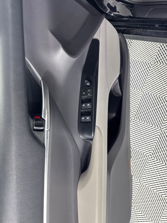2018 Toyota Camry Image 11