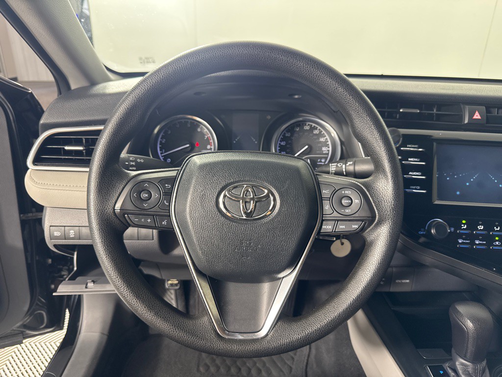 2018 Toyota Camry Image 15