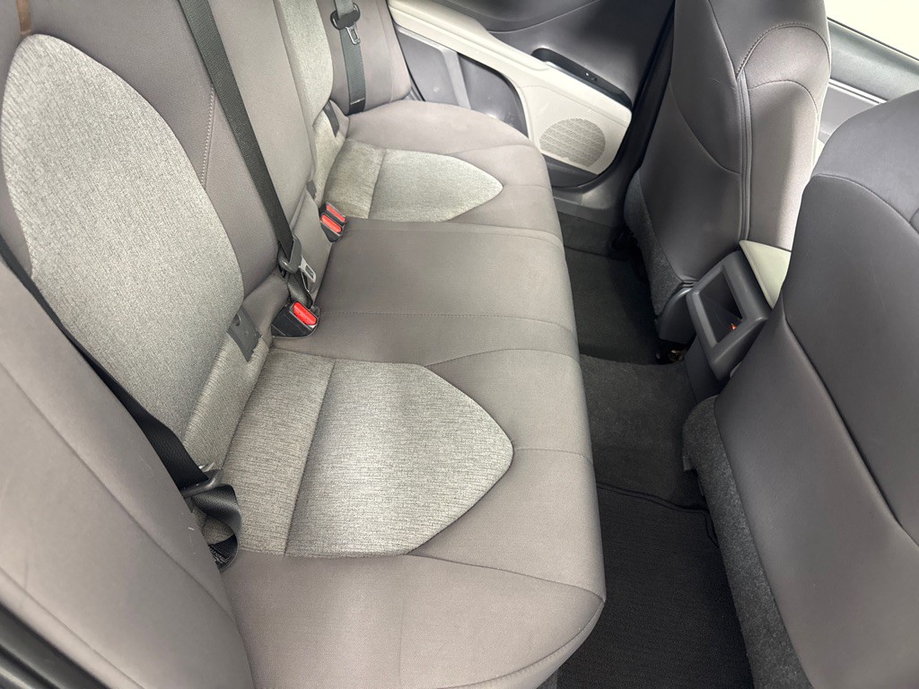 2018 Toyota Camry Image 20