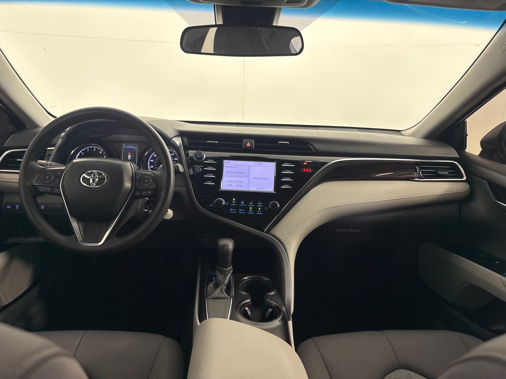 2018 Toyota Camry Image 23