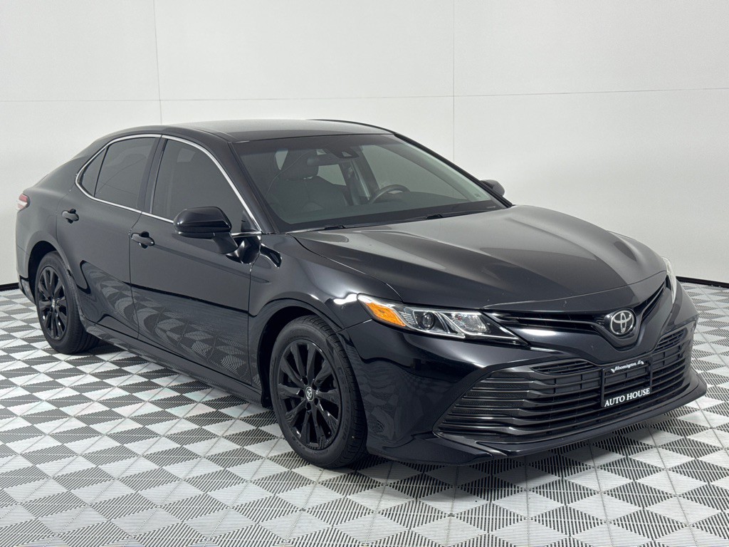 2018 Toyota Camry Image 3