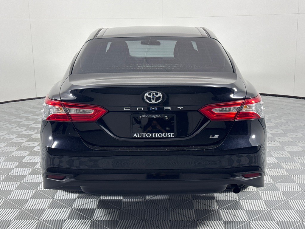 2018 Toyota Camry Image 6