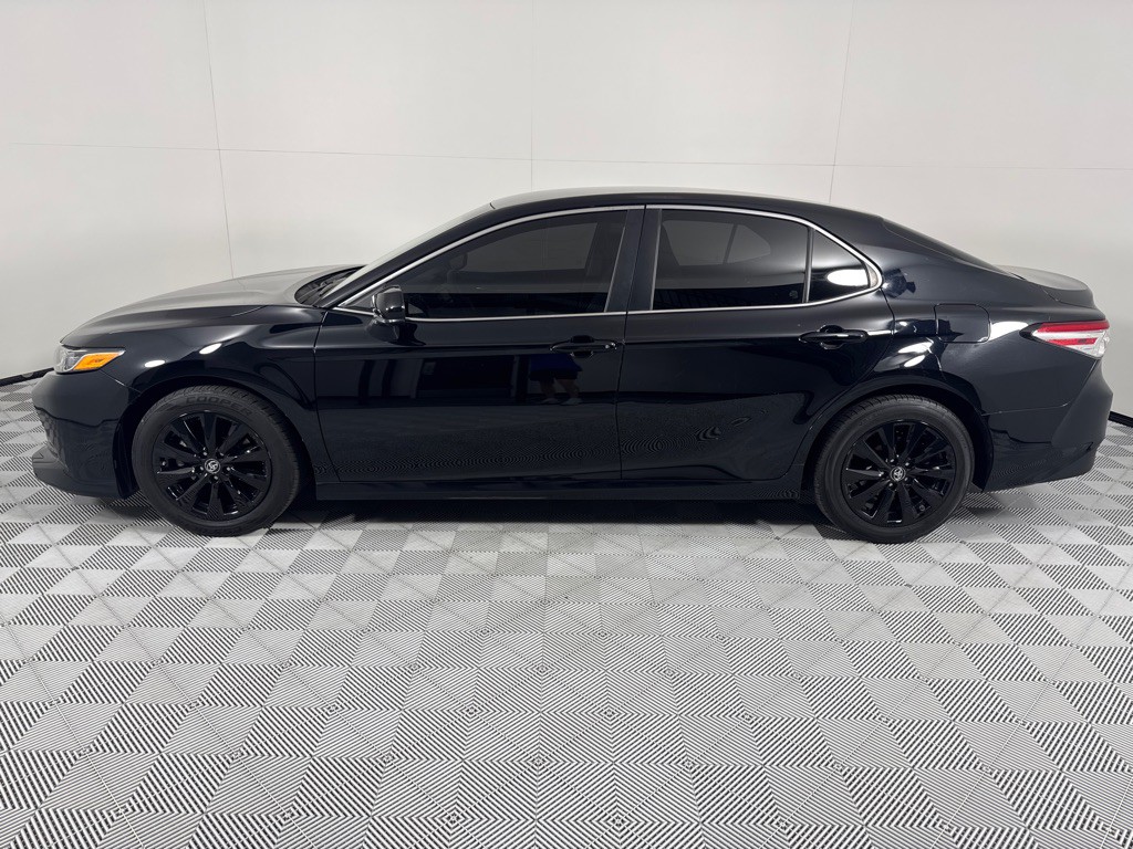 2018 Toyota Camry Image 9