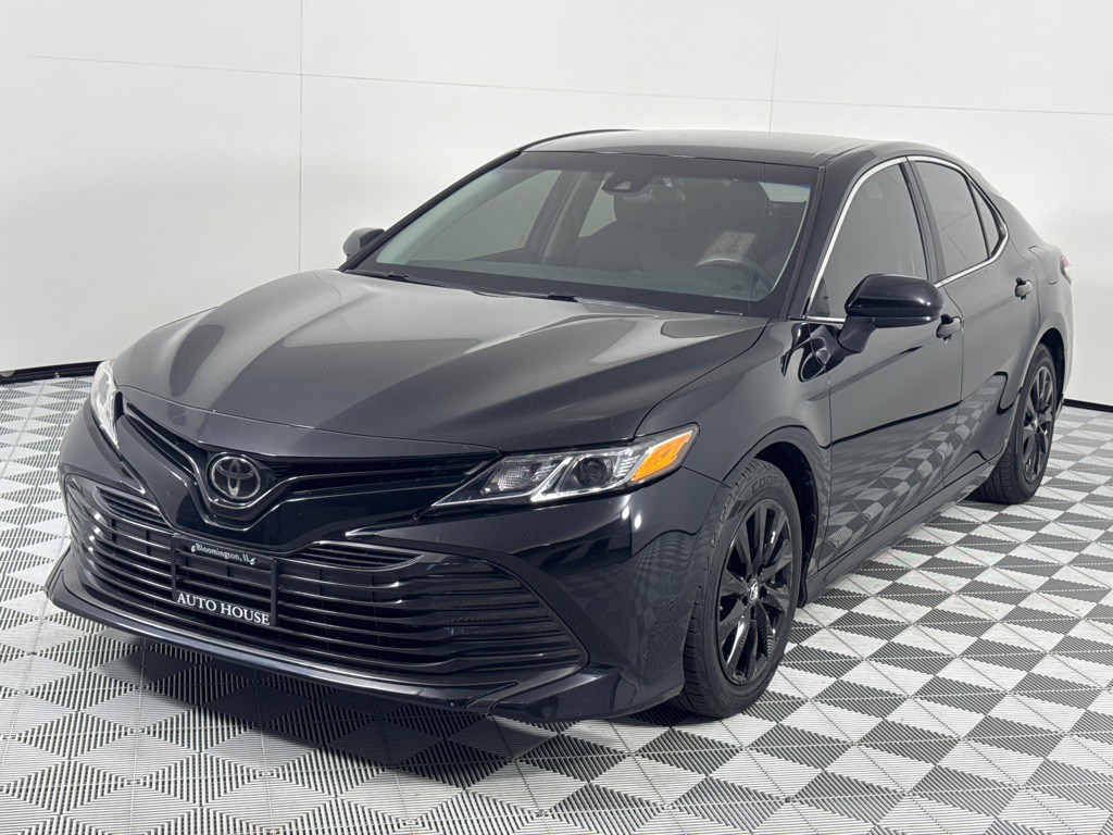 2018 Toyota Camry Image 11
