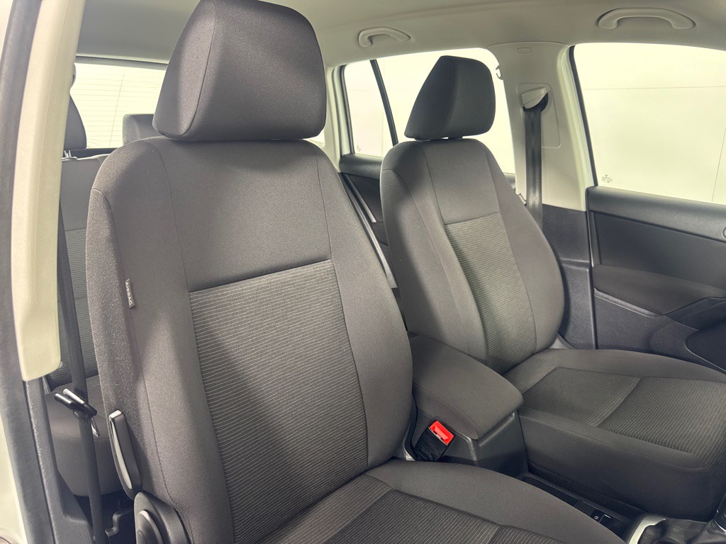 2018 Volkswagen Tiguan Image 24