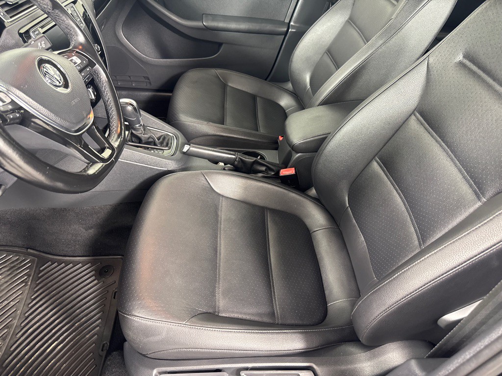 2018 Volkswagen Jetta Image 10