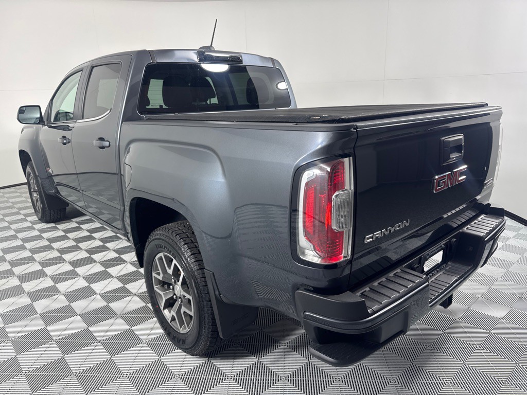 2015 GMC Canyon Image 8